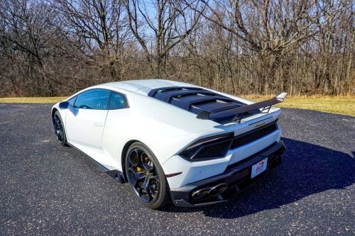 2016 lamborghini huracan 2dr cpe lp 580-2 rwd