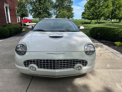 2002 ford thunderbird