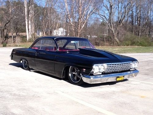 1962 bel air bubbletop / 409 4-speed / rotisserie restoration