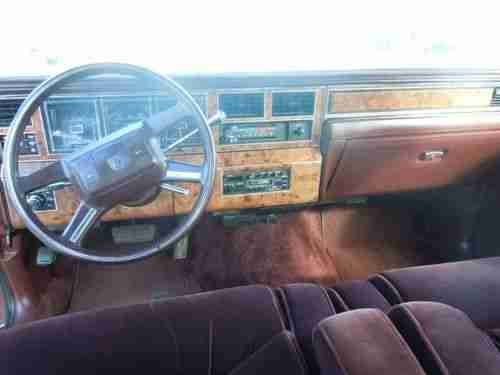 1985 Lincoln Town Car Signature Sedan 4-Door 5.0L, US $2,995.00, image 3