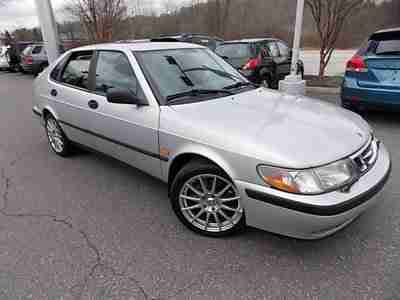 1999 SAAB 9.3 HB, NO RESERVE, NO ACCIDENTS, POWER ROOF, HESTED SEATS, LEATHER, image 4