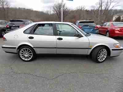 1999 SAAB 9.3 HB, NO RESERVE, NO ACCIDENTS, POWER ROOF, HESTED SEATS, LEATHER, image 5
