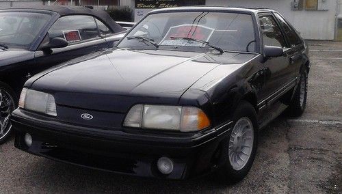1989 ford mustang gt carburated
