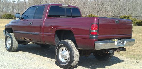 Dodge ram 2500 quad cab 1 owner low miles