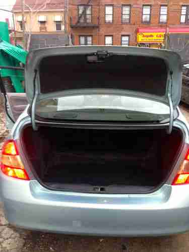 2001 TOYOTA PRIUS 4 DR SEDAN  Low 73K Miles, HYBRID ENGINE, image 17