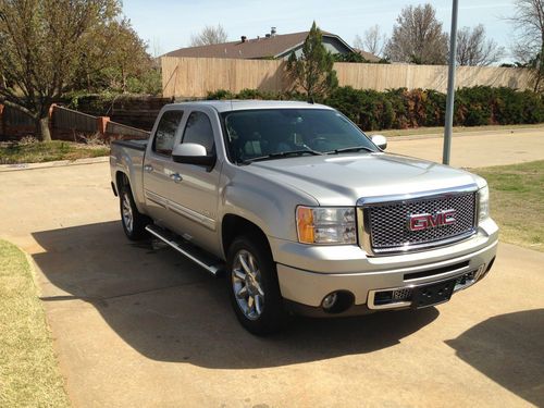 2007 gmc sierra denali 6.2l fully loaded!!nav-dvd-heated seats-sunroof-bedcover