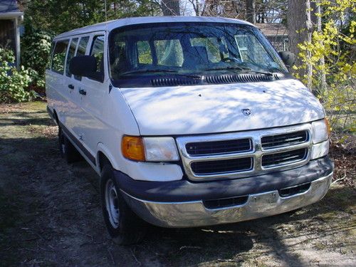 Dodge ram 3500 window van - white - air conditioned - 121k runs needs some work