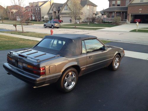 1986 ford mustang gt convertible