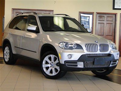 Bmw x5 4.8i sport pkg 3rd row key less go navi pano roof htd/cooled sts prem pkg