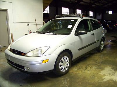 No reserve---ford focus kona mountain bike edition---3 door hatchback---5-speed