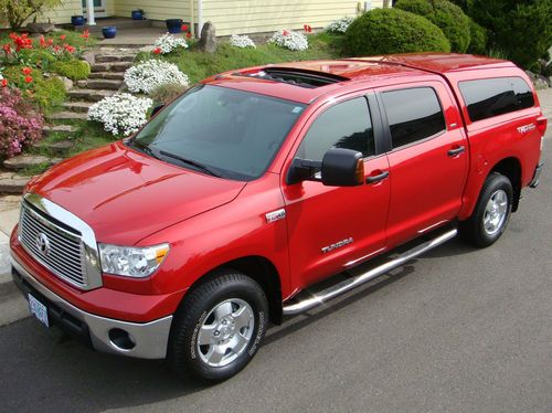 2011 toyota tundra crewmax 4x4 with over $8,000 in trd &amp; toyota exclusive extras