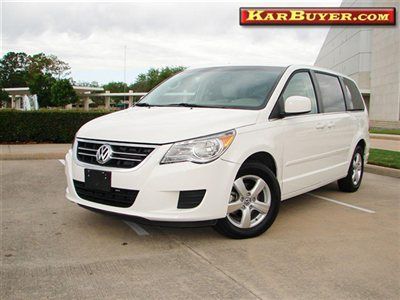 2009 volkswagen routan sel family van loaded leather pwr doors only 49k miles!