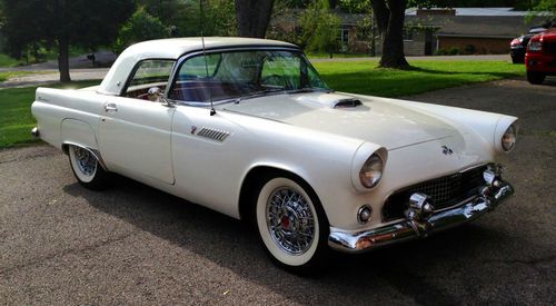 1955 ford thunderbird ( cadillac diamond dust white w/ pearl )