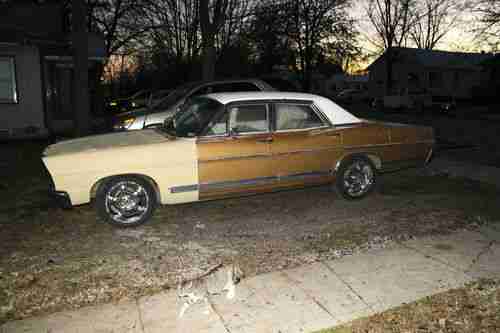 1967 Ford Galaxie 500 Base 4.7L, image 2
