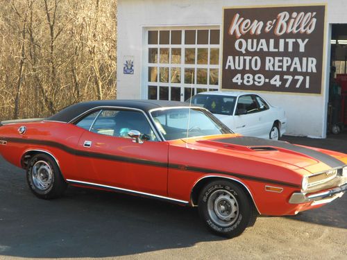 1970 dodge challenger r/t 4 speed