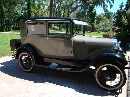 Ford model  a,  1928
