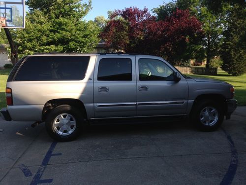 2006 gmc yukon xl 4wd very nice loaded with options