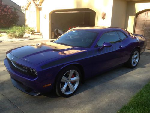 2010 dodge challenger srt8 6.1l hemi plum crazy auto mint frederick scat pack