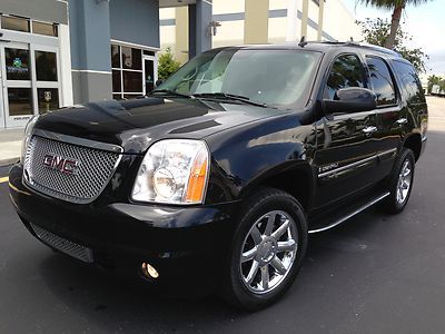 Denali awd *super loaded* 6.2 v8 - navigation - rear tv - 20" wheels - camera