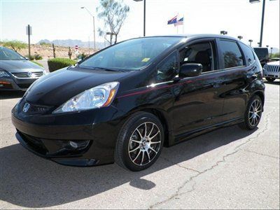5 door hb auto sport low miles 4 dr hatchback automatic gasoline 1.5l black mpg