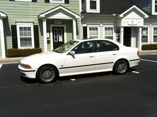 2000 bmw 540i base sedan 4-door 4.4l