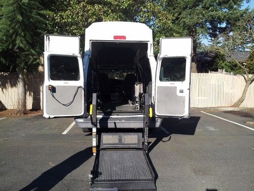 2005 ford e 350 wheelchair van