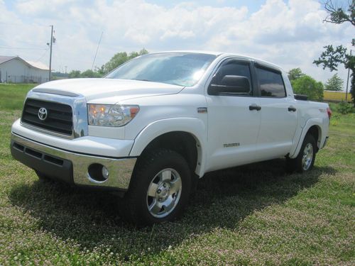 2008 toyota tundra sr5 trd offroad 4x4 crewmax leather new tires excellent cond!