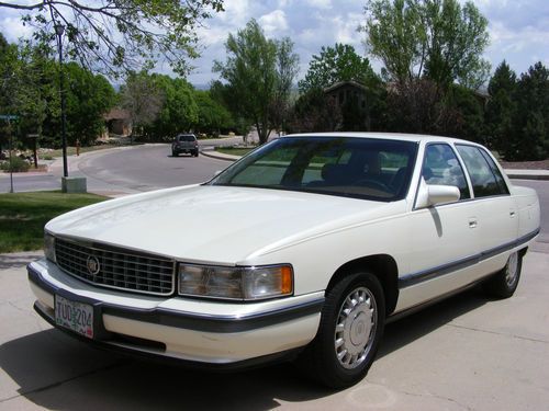 1994 cadillac deville concours sedan 4-door 4.6l northstar  one owner