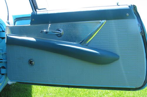 1957 Ford Thunderbird