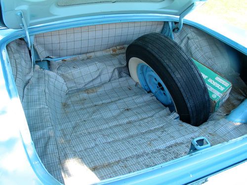 1957 Ford Thunderbird