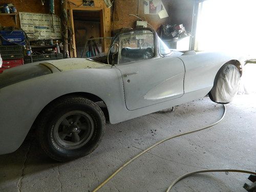 1956 cheverolet corvette project