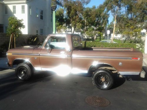 1976 f150 4x4 highboy shortbox no reserve 4-speed