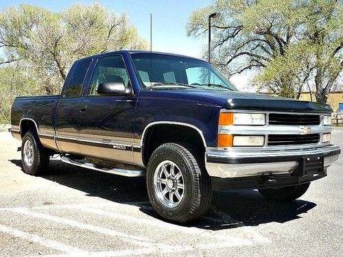 No reserve auction! 1998 chevy 1500 4x4 ext cab 3doors great shape! no reserve!