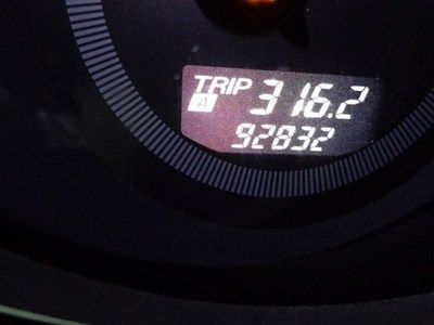 Leather Silver Keyless Spoiler Coupe Rear bucket seats Rear defogger WE FINANCE, image 27