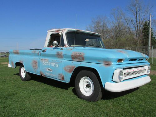 Real shop truck! original v8 4 spd. wood bed patina chicago blackhawks shifter