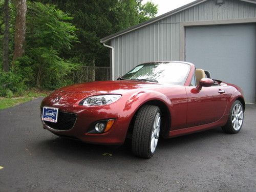 2010 mazda mx-5 miata touring convertible 2-door 2.0l