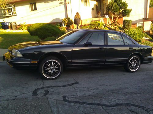 1993 oldsmobile 88 royale sedan 4-door 3.8l