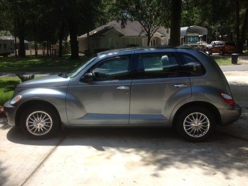 2009 chrysler pt cruiser lx wagon 4-door 2.4l, low mileage excellent condition