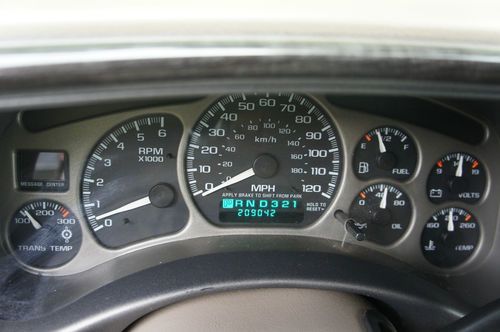 2001 GMC Yukon Denali Sport Utility 4-Door 6.0L, US $5,400.00, image 2