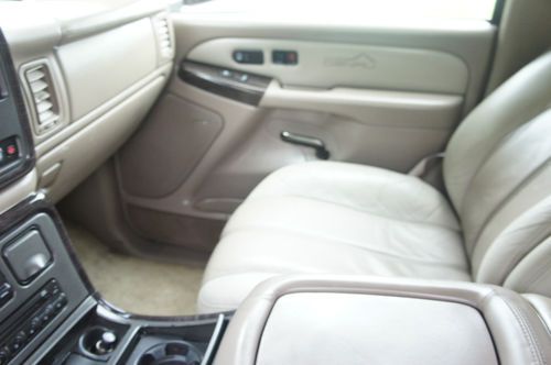 2001 GMC Yukon Denali Sport Utility 4-Door 6.0L, US $5,400.00, image 3