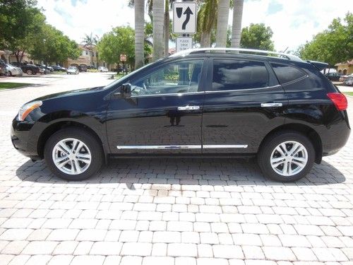 2012 Nissan Rogue SV Sport Utility 4-Door 2.5L, image 13