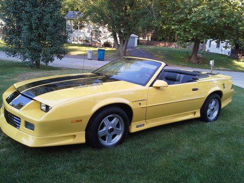 1991 chevrolet camaro rs convertible 2-door 5.0l