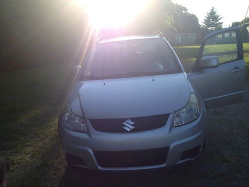 2007 suzuki sx4 base hatchback 4-door 2.0l