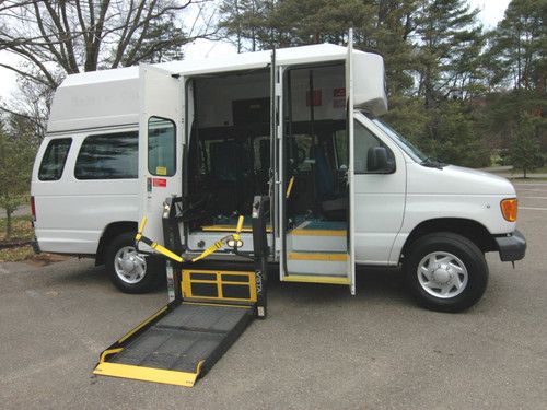 2006 ford e350 xl high-top handicap wheelchair accessible van