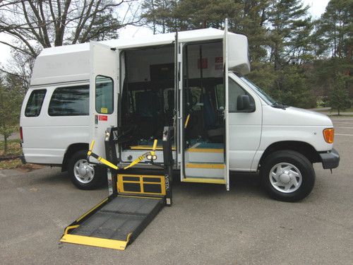 2006 ford e350 xl high-top handicap wheelchair accessible van