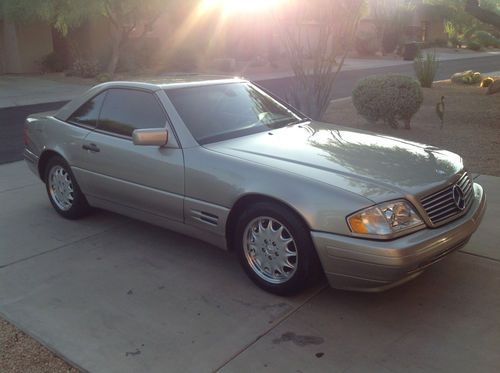 Mercedes benz 500 sl convertible - hard and soft top - perfect shape