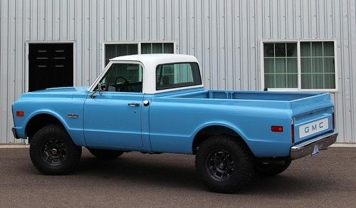 1969 gmc shortbed fleetside 4x4 restored