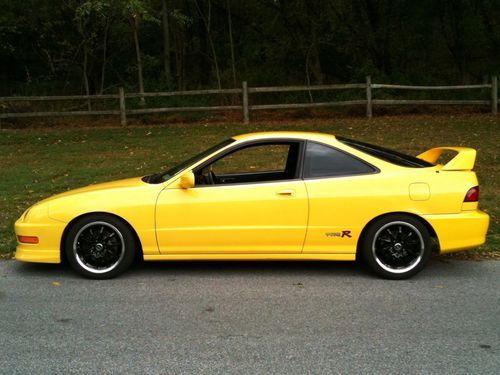 2001 acura integra type r hatchback 3-door 1.8l
