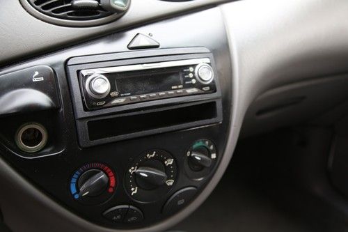 2000 Ford Focus Sony Limited Edition Wagon 4-Door 2.0L Good Condition, US $3,499.95, image 6