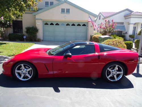 2005 chevrolet corvette base coupe 2-door 6.0l